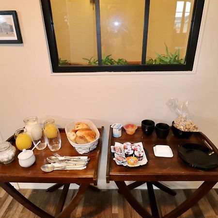Duplex Au 2Eme Et De Notre Maison -Acces Au Jardin-Smart Tv-Streaming-Wifi Le Mans Esterno foto