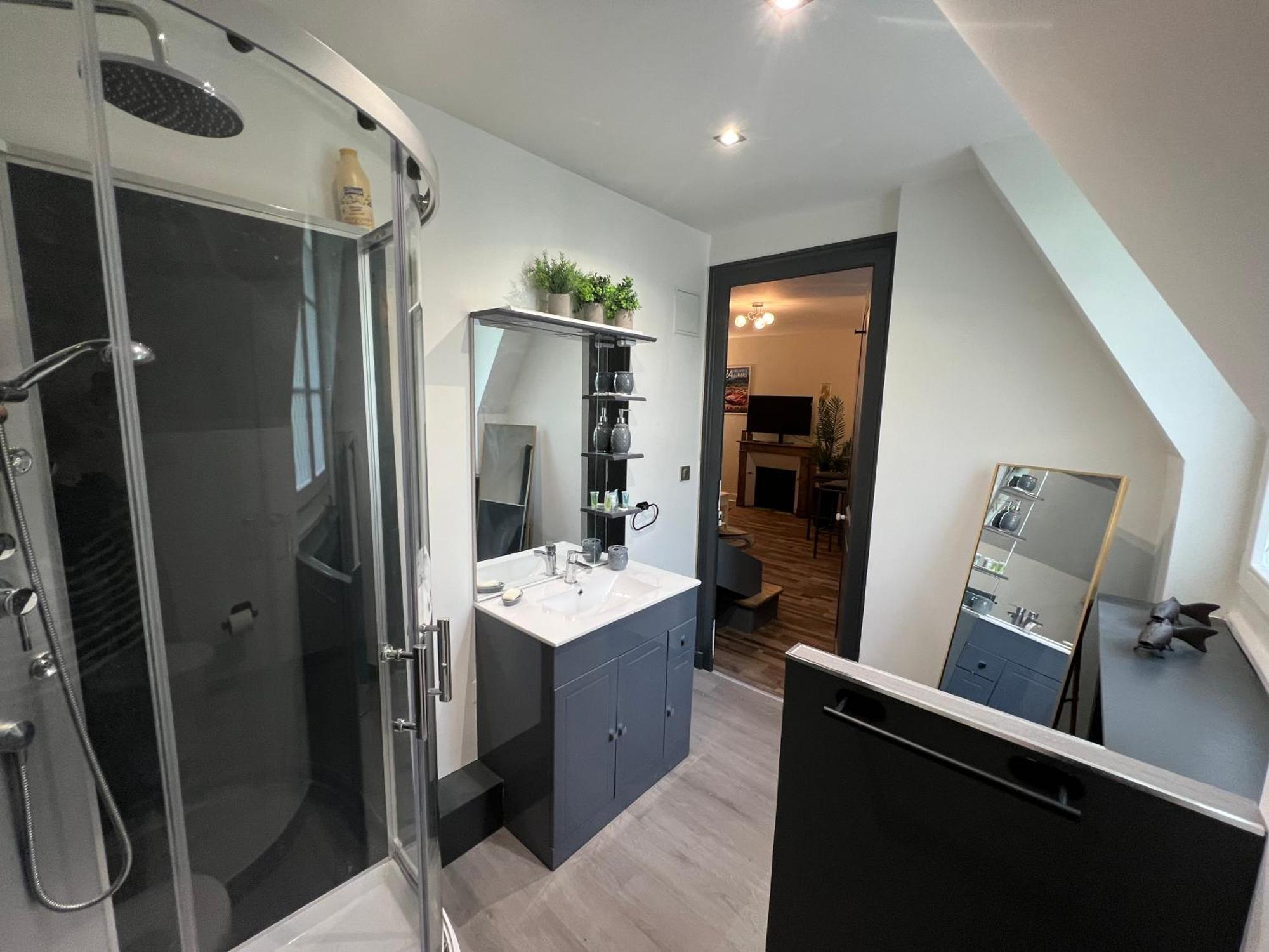 Duplex Au 2Eme Et De Notre Maison -Acces Au Jardin-Smart Tv-Streaming-Wifi Le Mans Esterno foto